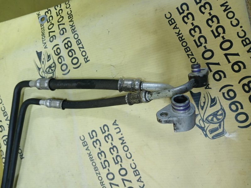 Патрубок системи охолодження Discovery Sport 2016 L550 2.0