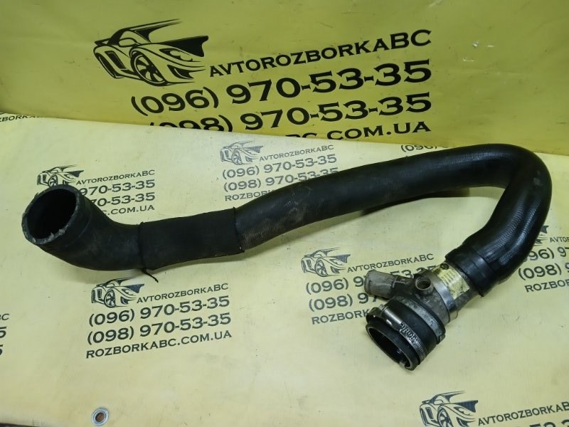 Запчасть патрубок інтеркулера Land Rover Discovery Sport 2016 L550 2.0 ej326k863ec Б/У Патрубок інтеркулера Land Rover Discovery Sport 2016 L550 2.0 ej326k863ec Б/У