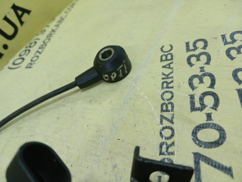 Датчик детонації Optima Hybrid 2014 Датчик детонації Optima Hybrid 2014