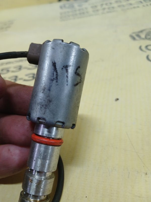 Клапан електромагнітний Cadillac ATS 2.5 Клапан електромагнітний Cadillac ATS 2.5