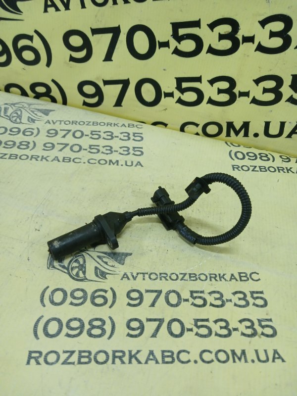 Запчасть датчик положення колінвала Kia Forte 2017 2.0 391802b000 Б/У Датчик положення колінвала Kia Forte 2017 2.0 391802b000 Б/У