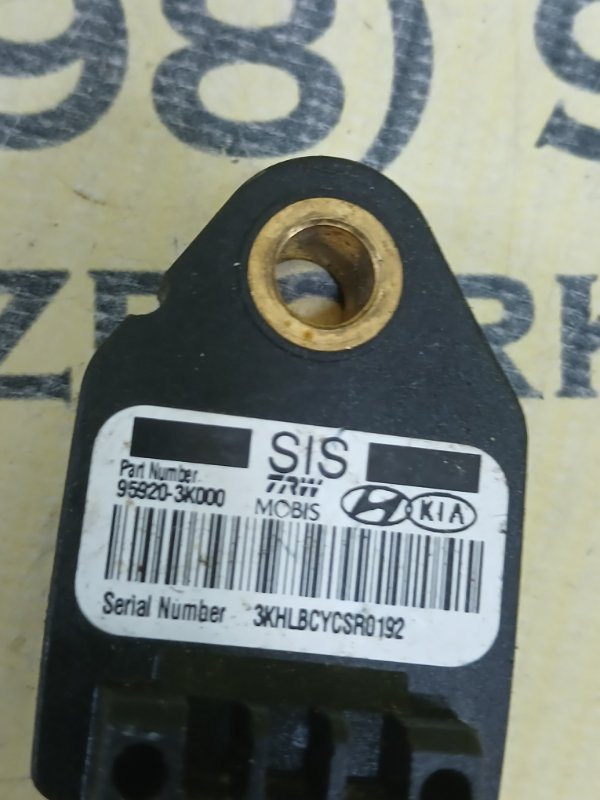 Датчик удару Kia Optima Hybrid Датчик удару Kia Optima Hybrid