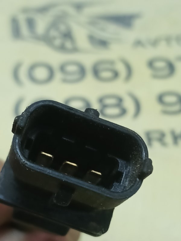 Датчик положення колінвала Optima Hybrid 2014 Датчик положення колінвала Optima Hybrid 2014