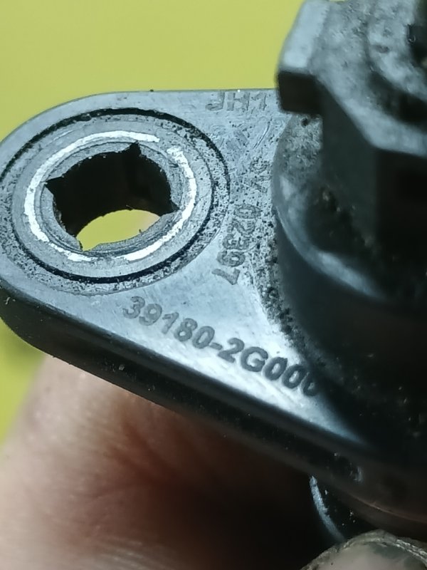 Датчик положення колінвала Kia Optima Hybrid Датчик положення колінвала Kia Optima Hybrid