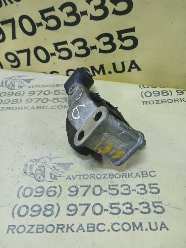 Подушка двигуна нижня задняя Murano 2017 Z52 3.5