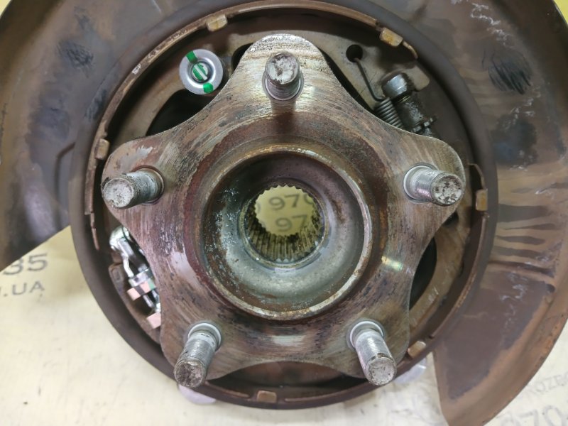 Цапфа ( Поворотний кулак) задняя правая Q50 2019 AWD 3.0 Цапфа ( Поворотний кулак) задняя правая Q50 2019 AWD 3.0