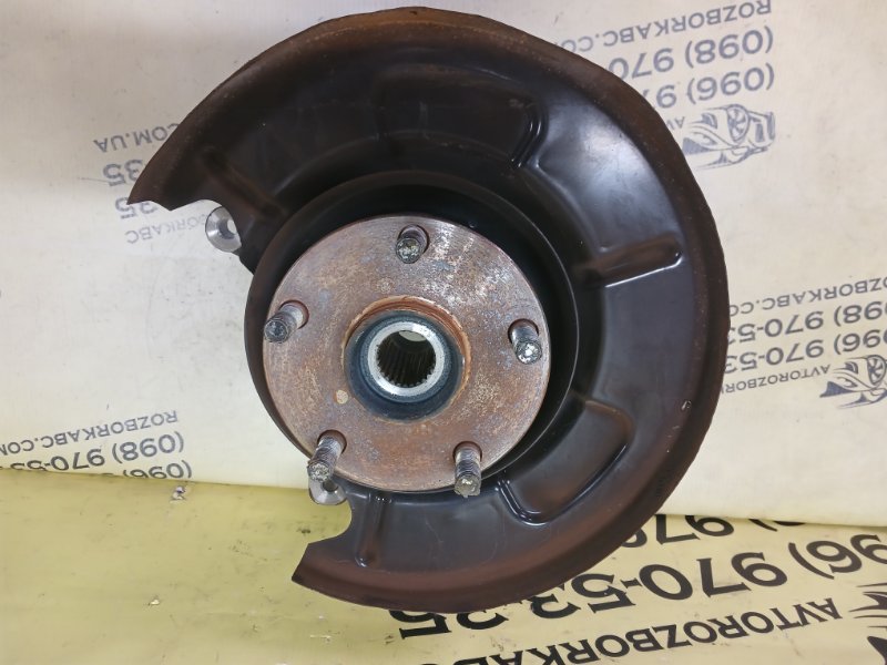 Цапфа ( Поворотний кулак) задняя Subaru Legacy BN9 2.5 Цапфа ( Поворотний кулак) задняя Subaru Legacy BN9 2.5