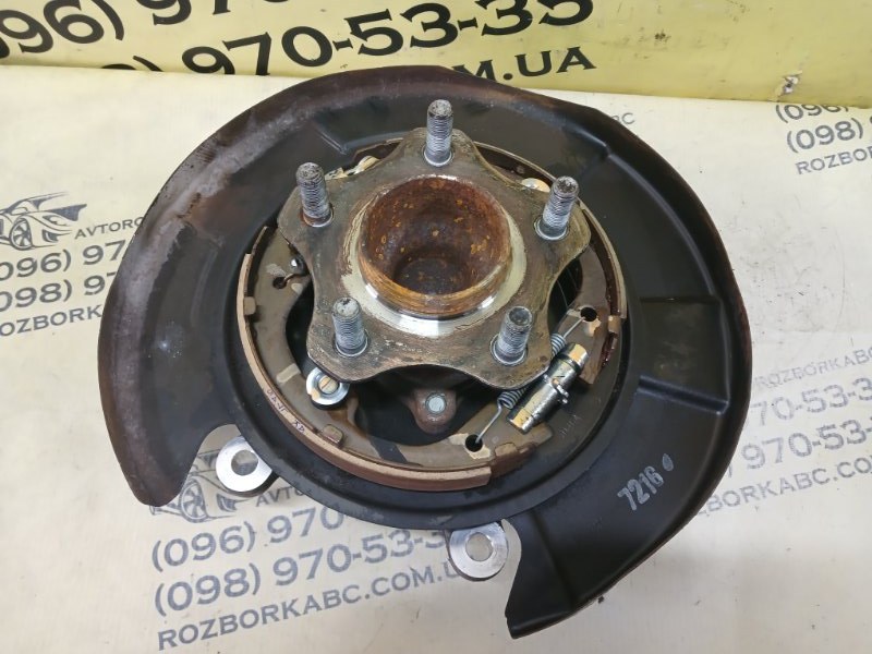 Цапфа ( Поворотний кулак) задняя правая Murano 2017 Z52 3.5 Цапфа ( Поворотний кулак) задняя правая Murano 2017 Z52 3.5