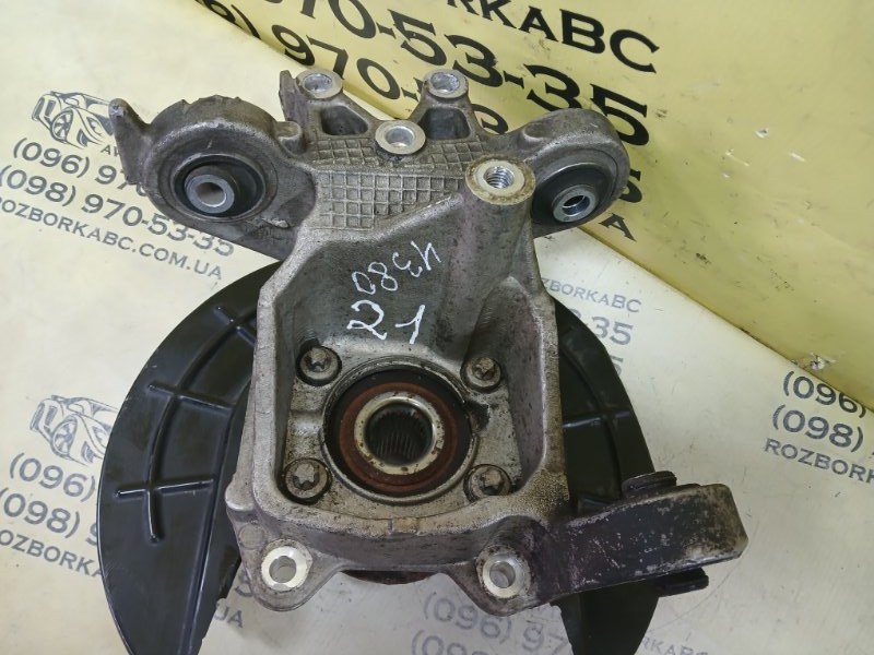 Цапфа ( Поворотний кулак) задняя левая Cherokee 2017 KL 2.4 Цапфа ( Поворотний кулак) задняя левая Cherokee 2017 KL 2.4