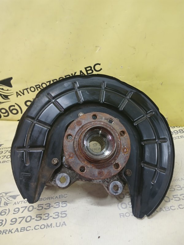 Цапфа ( Поворотний кулак) задняя левая Jeep Cherokee KL 2.4 Цапфа ( Поворотний кулак) задняя левая Jeep Cherokee KL 2.4