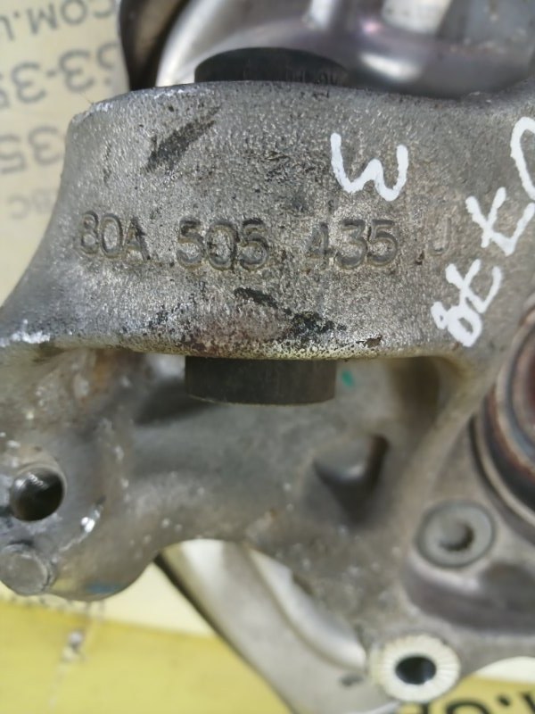 Цапфа ( Поворотний кулак) задняя левая Q5 2018 80A 2.0 Цапфа ( Поворотний кулак) задняя левая Q5 2018 80A 2.0