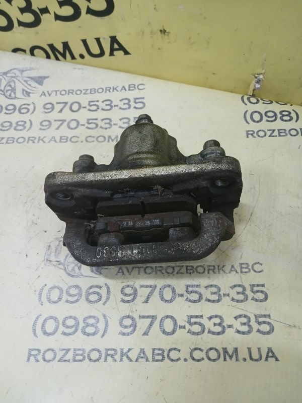 Супорт задний левый Nissan Altima 2.5 Супорт задний левый Nissan Altima 2.5