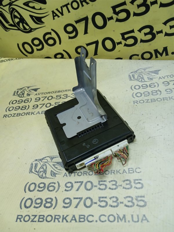 Блок управління безключовим доступом Subaru Legacy BN9 2.5 Блок управління безключовим доступом Subaru Legacy BN9 2.5