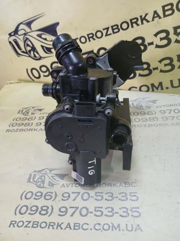 Запчасть корпус термостата/помпа Volkswagen Tiguan 2019 Allspace DGUA 06L121111L Б/У Корпус термостата/помпа Volkswagen Tiguan 2019 Allspace DGUA 06L121111L Б/У