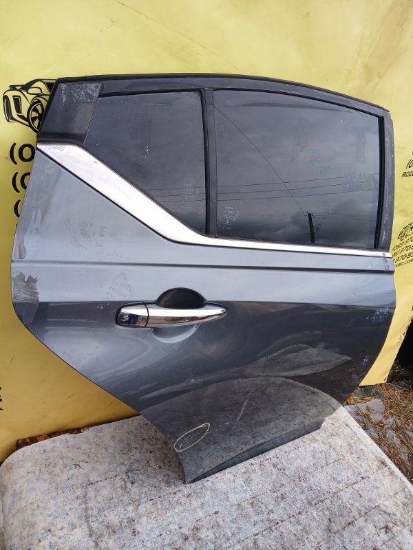 Двери задние правые Altima 2019 2.5 Двери задние правые Altima 2019 2.5