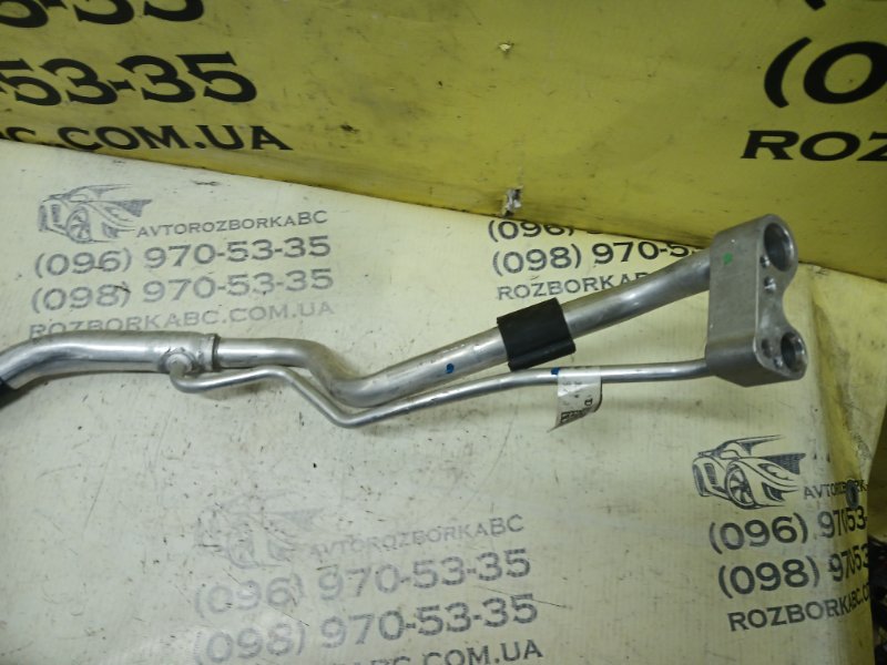 Трубка кондиционера Audi Q5 80A 2.0 Трубка кондиционера Audi Q5 80A 2.0