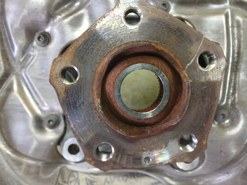 Цапфа ( Поворотний кулак) задняя левая Q5 2020 80A DJYA Цапфа ( Поворотний кулак) задняя левая Q5 2020 80A DJYA