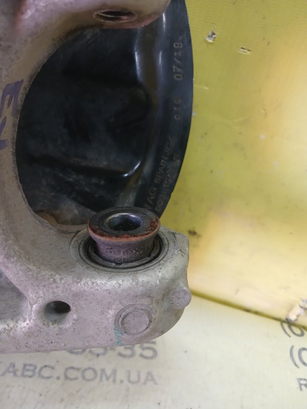Цапфа ( Поворотний кулак) задняя левая Tiguan 2019 Tiguan 2 DGUA Цапфа ( Поворотний кулак) задняя левая Tiguan 2019 Tiguan 2 DGUA