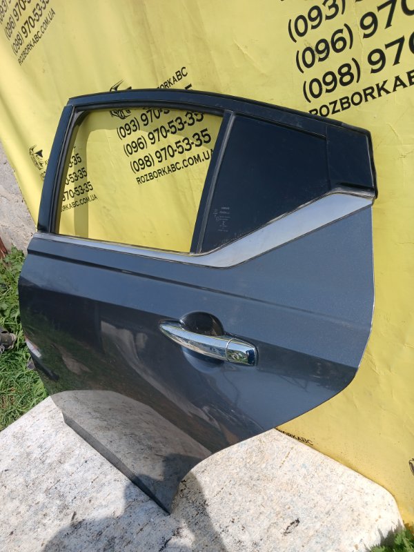 Двери задние левые Altima 2019 Двери задние левые Altima 2019