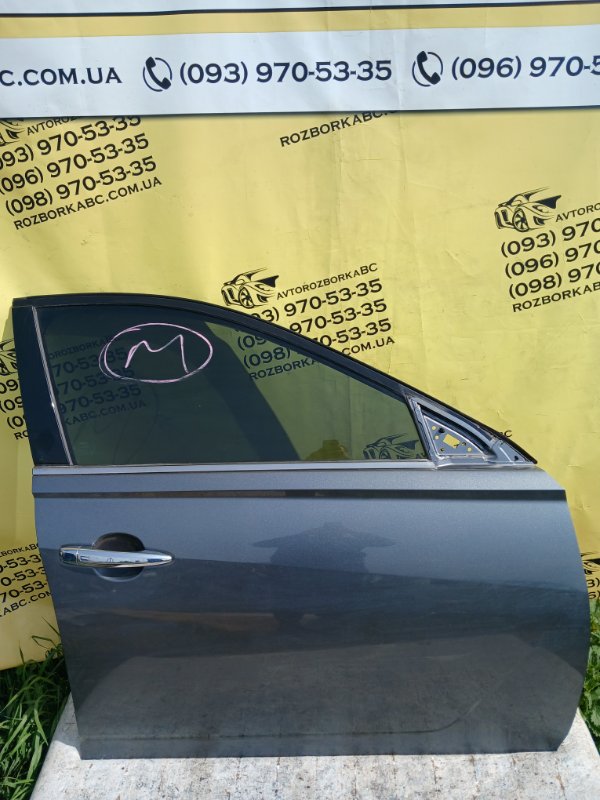 Запчасть двери передние правые Nissan Altima 2019 80100-6CA0A Б/У Двери передние правые Nissan Altima 2019 80100-6CA0A Б/У