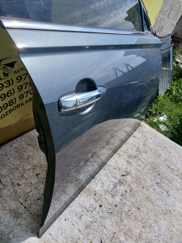 Двери передние правые Nissan Altima Двери передние правые Nissan Altima