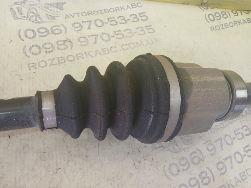 Полуось передний правый Nissan Altima Полуось передний правый Nissan Altima