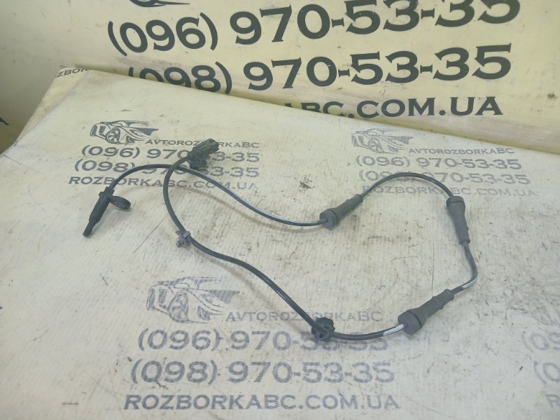 Датчик ABS задний левый Nissan Altima 2019 479006CA0B Б/У