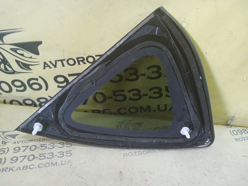Форточка кузова задняя правая Mazda CX-5 2.5
