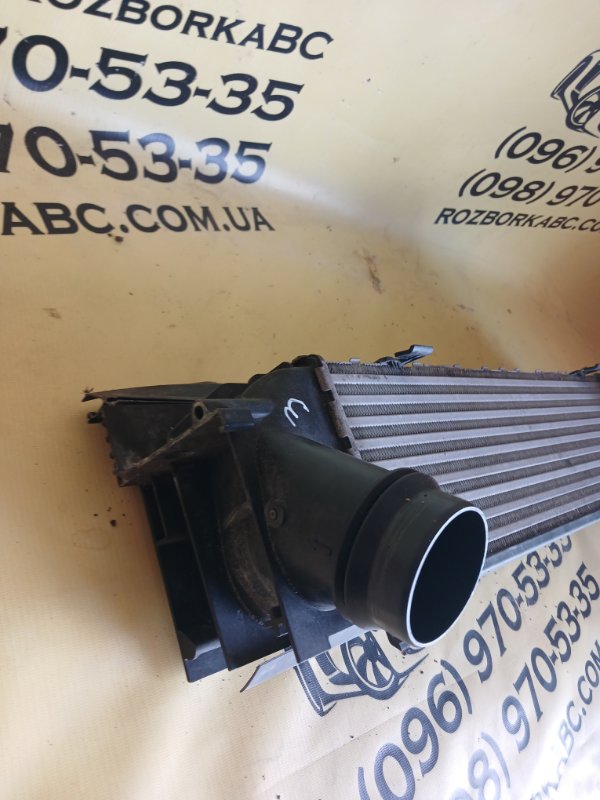 Радиатор интеркуллера 328 2013 F30 2.0 Радиатор интеркуллера 328 2013 F30 2.0