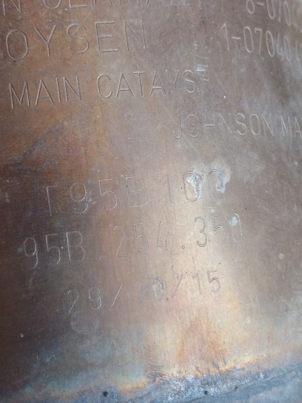 Катализатор правый Macan 2016 95B 3.0 CTMA Катализатор правый Macan 2016 95B 3.0 CTMA