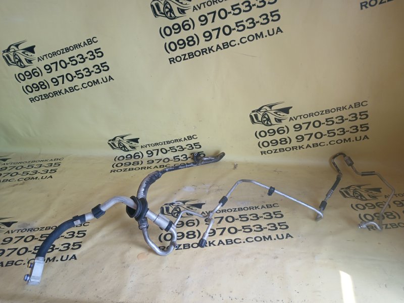 Запчасть трубка кондиционера Porsche Macan 2016 95B 3.0 CTMA 8R1260712D Б/У Трубка кондиционера Porsche Macan 2016 95B 3.0 CTMA 8R1260712D Б/У