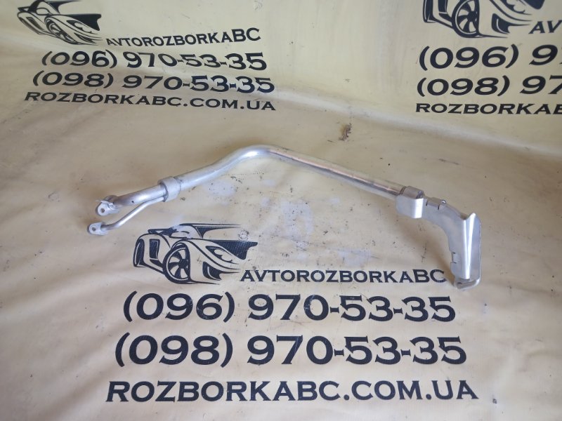 Запчасть трубка кондиционера Audi Q3 2021 83A 2.0 DHHA 5QB816738D Б/У Трубка кондиционера Audi Q3 2021 83A 2.0 DHHA 5QB816738D Б/У