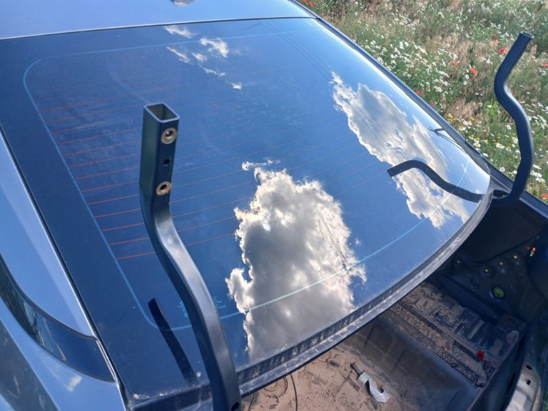 Стекло заднее Nissan Altima 2.5