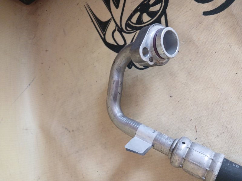 Трубка кондиционера Q5 2018 80A 2.0 DAYB Трубка кондиционера Q5 2018 80A 2.0 DAYB