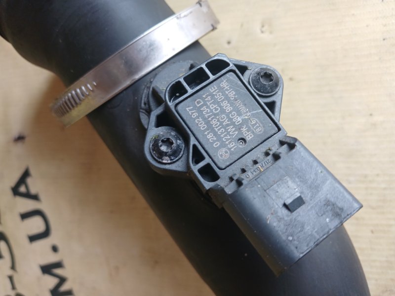 Патрубок интеркулера левый Q5 2018 80A 2.0 DAYB Патрубок интеркулера левый Q5 2018 80A 2.0 DAYB