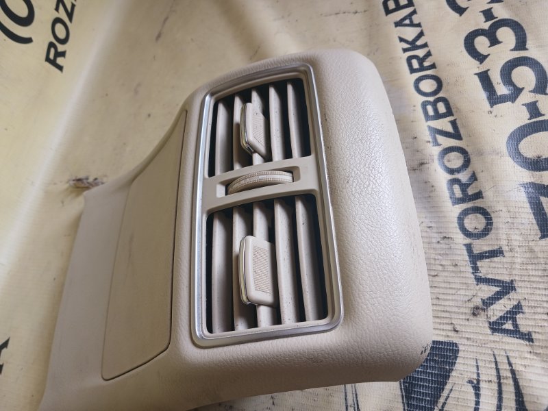 Дефлектор центральной консоли Q50 2019 AWD 3.0 Дефлектор центральной консоли Q50 2019 AWD 3.0