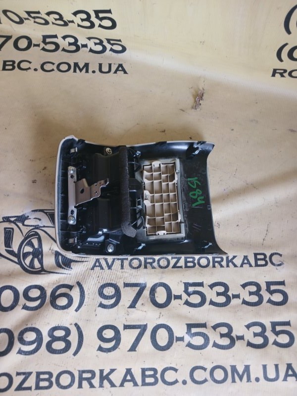 Дефлектор центральной консоли Q50 2019 AWD 3.0 Дефлектор центральной консоли Q50 2019 AWD 3.0