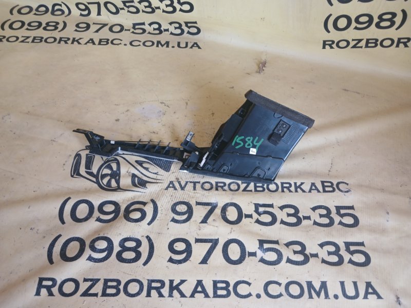 Дефлектор салона правый Q50 2019 AWD 3.0 Дефлектор салона правый Q50 2019 AWD 3.0