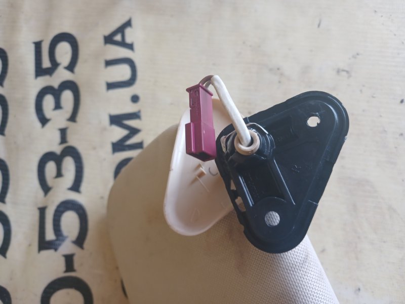 Козырек солнцезащитный правый BMW 750 G11 G12 4.4 Козырек солнцезащитный правый BMW 750 G11 G12 4.4