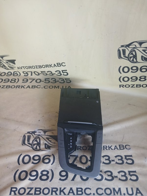 Запчасть накладка акпп Hyundai Elantra 2019 AD 2.0 84680F2400 Б/У Накладка Акпп Hyundai Elantra 2019 AD 2.0 84680F2400 Б/У