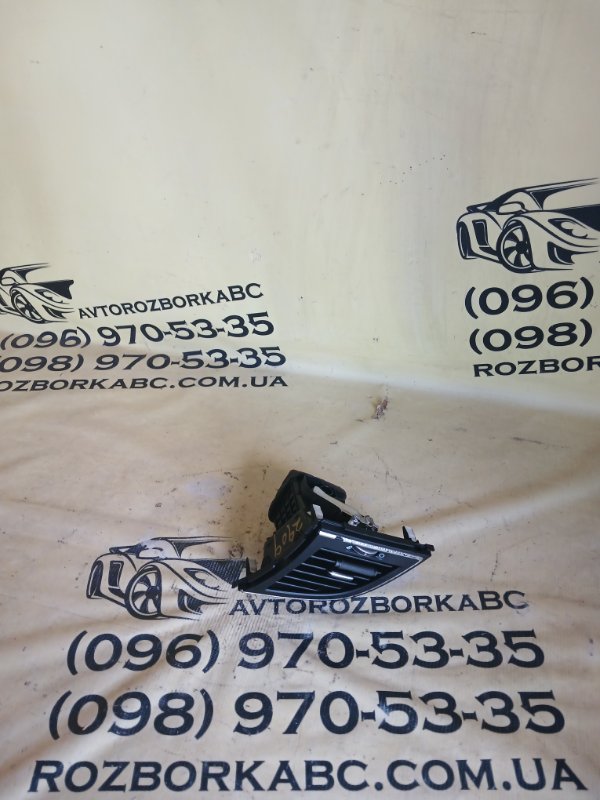 Запчасть воздуховод салона левый Hyundai Elantra 2017 AD 2.0 97480F30004X Б/У Воздуховод салона левый Hyundai Elantra 2017 AD 2.0 97480F30004X Б/У