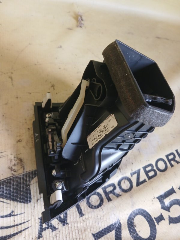 Воздуховод салона левый Elantra 2017 AD 2.0 Воздуховод салона левый Elantra 2017 AD 2.0