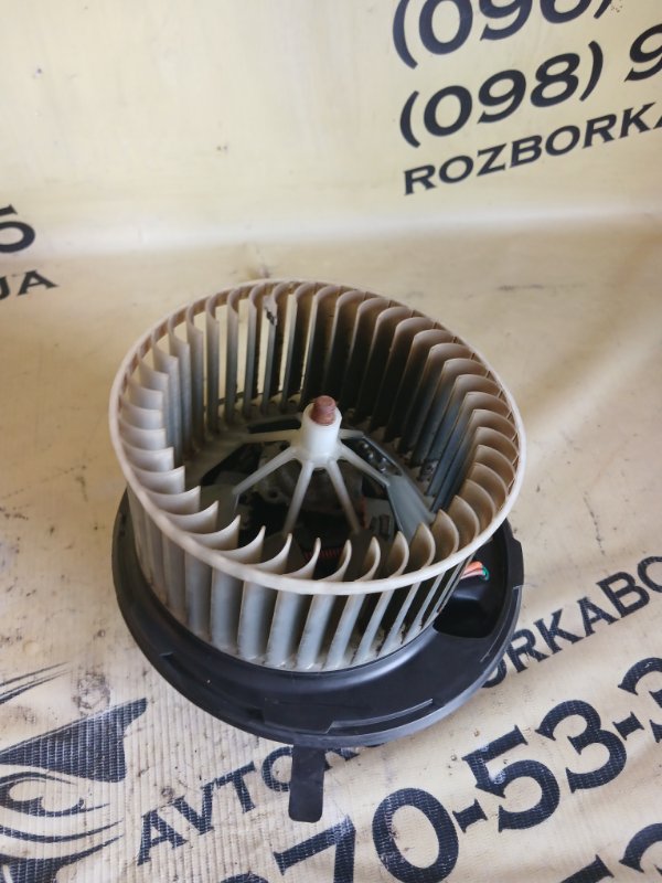 Мотор печки Passat 2020 B9 2.0 Мотор печки Passat 2020 B9 2.0