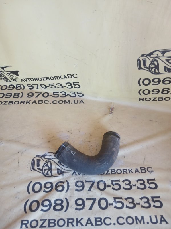 Запчасть патрубок интеркулера Volkswagen Tiguan 2019 Tiguan 2 DGUA 5QF145834 Б/У Патрубок интеркулера Volkswagen Tiguan 2019 Tiguan 2 DGUA 5QF145834 Б/У