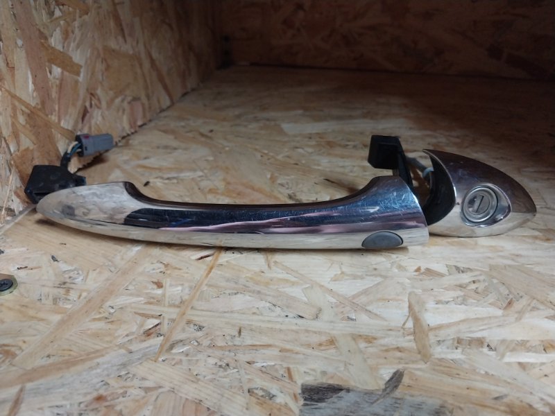 Запчасть ручка двери внешняя передняя левая Hyundai Sonata 2014 YF 2.4 82651-3S210 Б/У Ручка двери внешняя передняя левая Hyundai Sonata 2014 YF 2.4 82651-3S210 Б/У