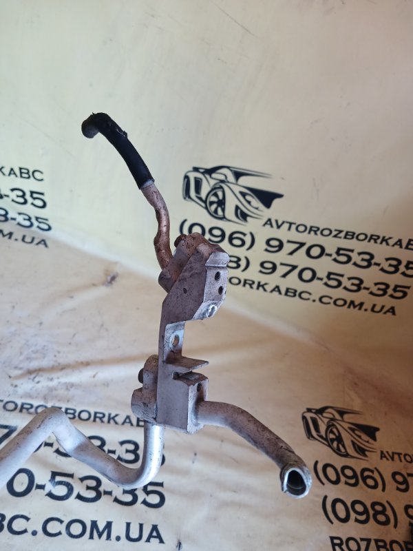 Трубка кондиционера BMW 428 F36 2.0 Трубка кондиционера BMW 428 F36 2.0