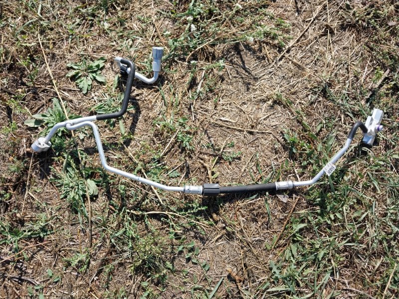 Запчасть трубка кондиционера Audi Q8 2019 DCBD 4M1 816 720 R Б/У Трубка кондиционера Audi Q8 2019 DCBD 4M1 816 720 R Б/У