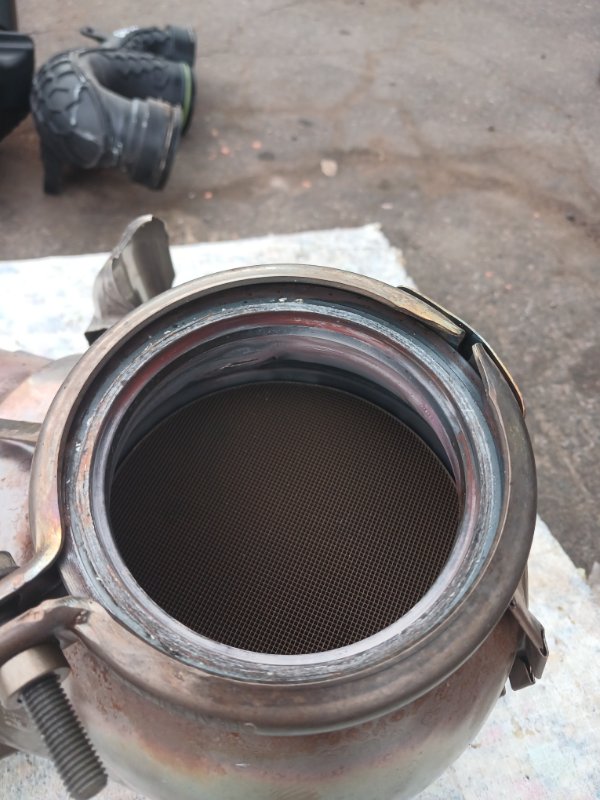 Катализатор XC90 2021 2.0 A2 Катализатор XC90 2021 2.0 A2