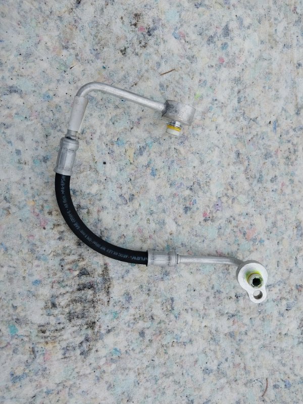 Запчасть трубка кондиционера Volvo XC90 2021 2.0 A2 31390897 Б/У Трубка кондиционера Volvo XC90 2021 2.0 A2 31390897 Б/У