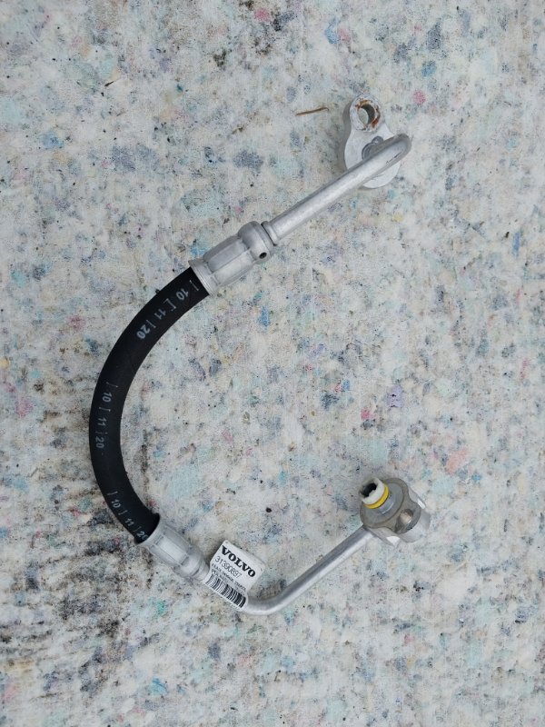 Трубка кондиционера XC90 2021 2.0 A2 Трубка кондиционера XC90 2021 2.0 A2